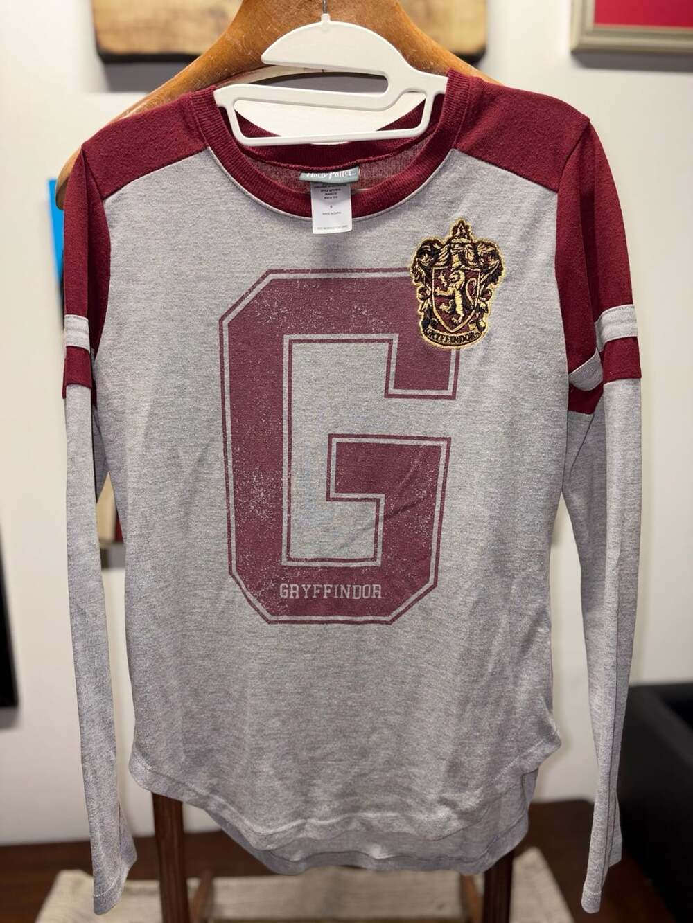 Harry Potter Gryffindor Long Sleeve Shirt Size S Raglan Top